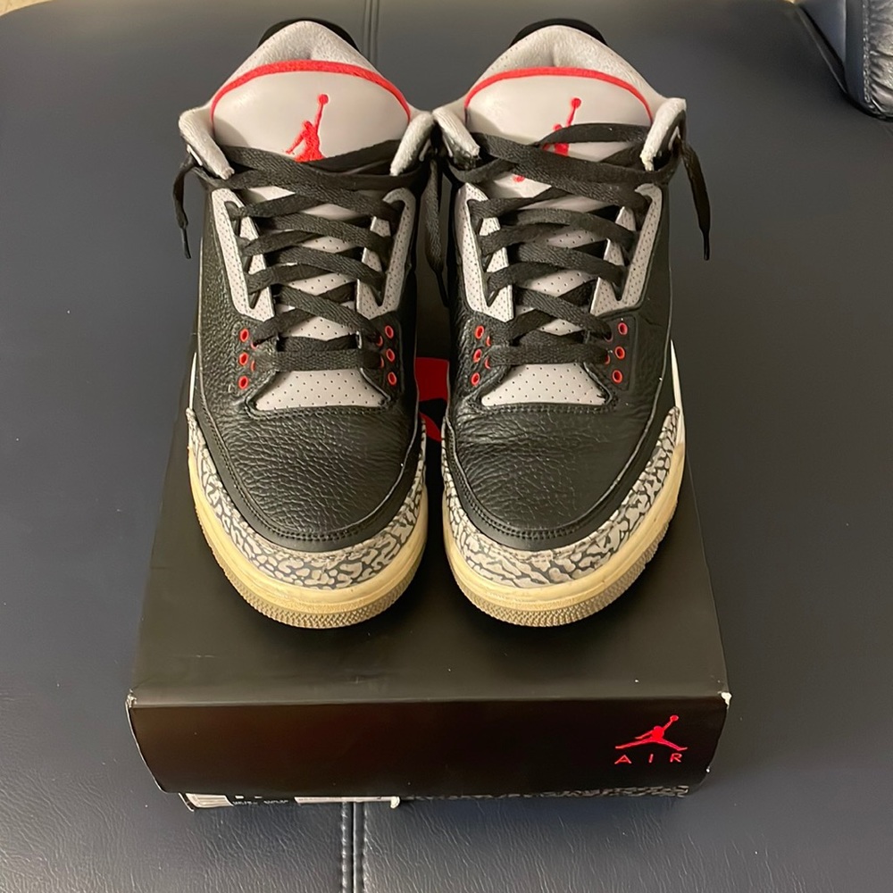 Air Jordan 3 Retro OG “Black Cement”